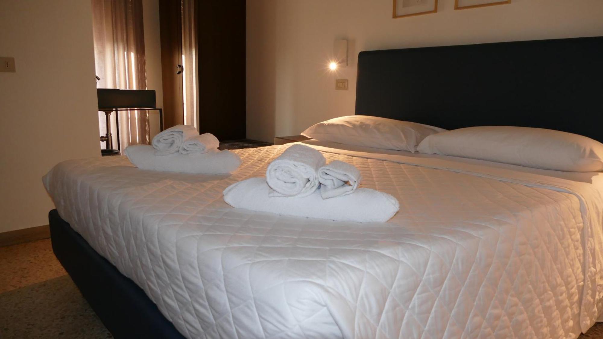 Hotel Spring Rimini Ngoại thất bức ảnh
